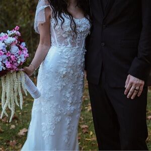David's Bridal White Lace Wedding Dress